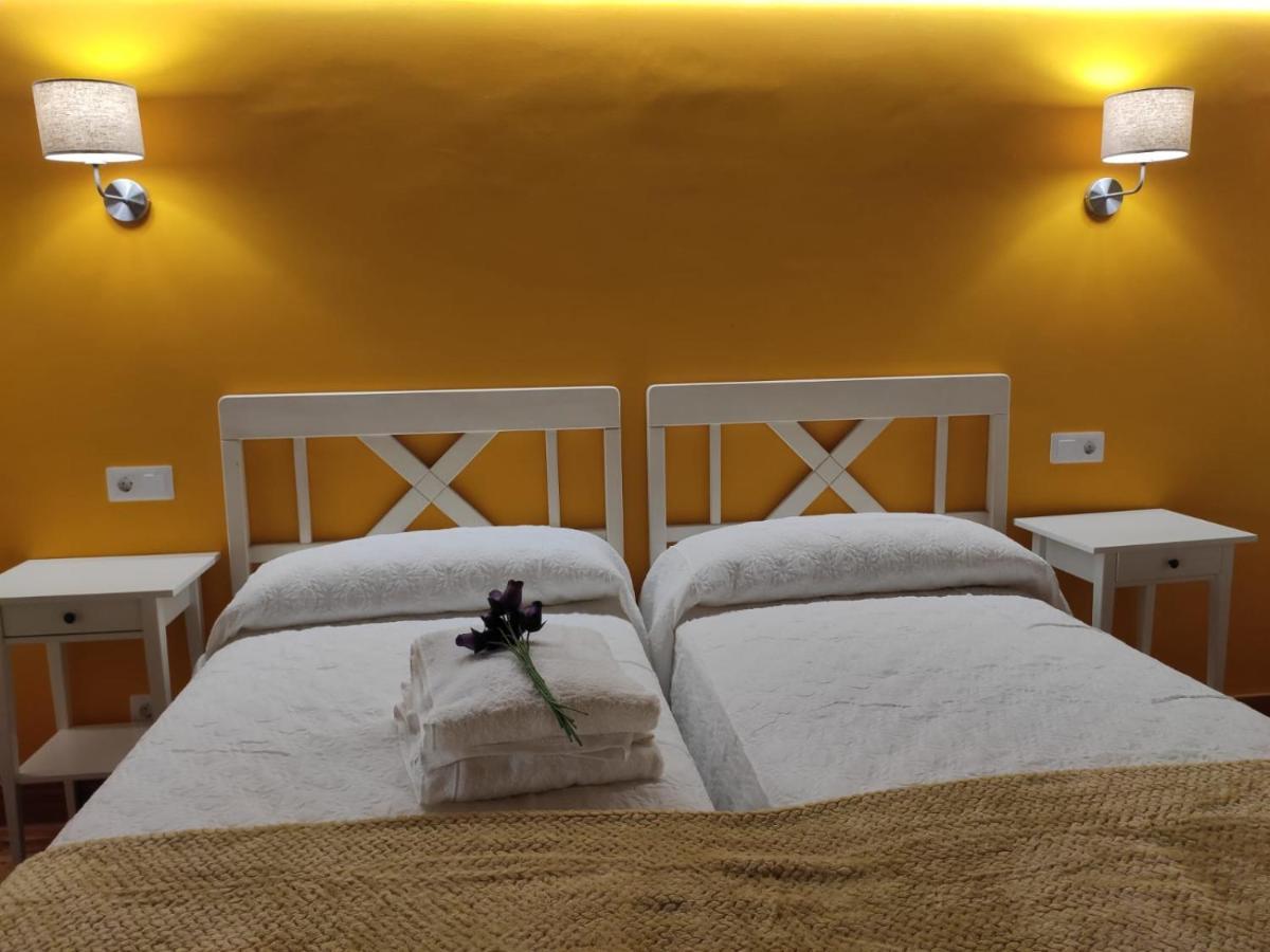 Casa Rural Sierra Del Solorio Iruecha Eksteriør bilde